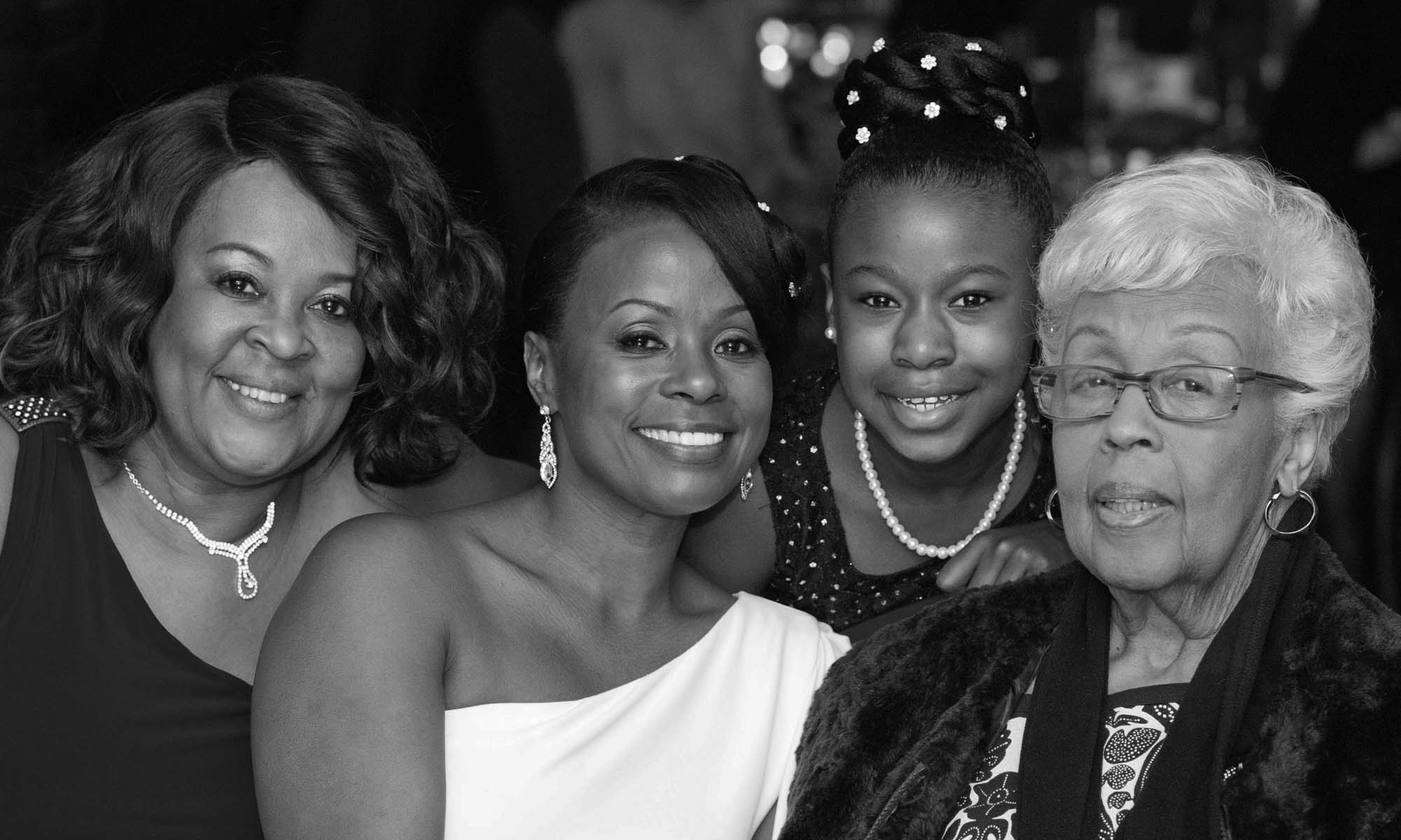 Justus Johnson Photography Monique With Mom, Grandmother, And Daughter Black & White